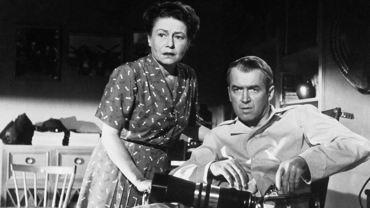 Окно во двор