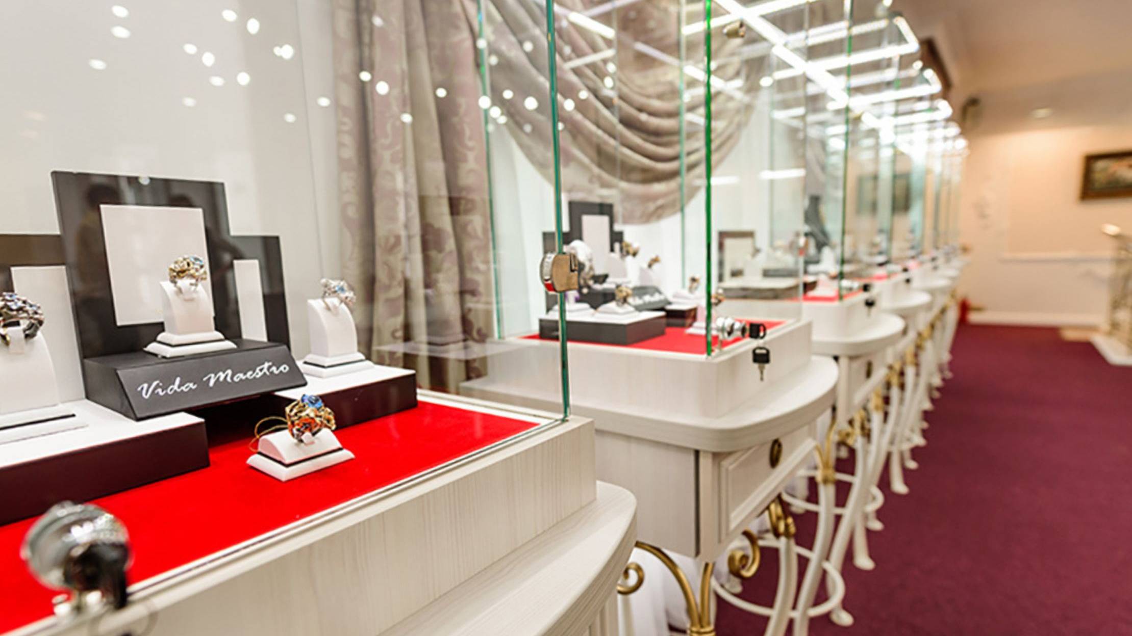 Увлекательное путешествие в мир драгоценных и магических камней, пр-т Мира 79