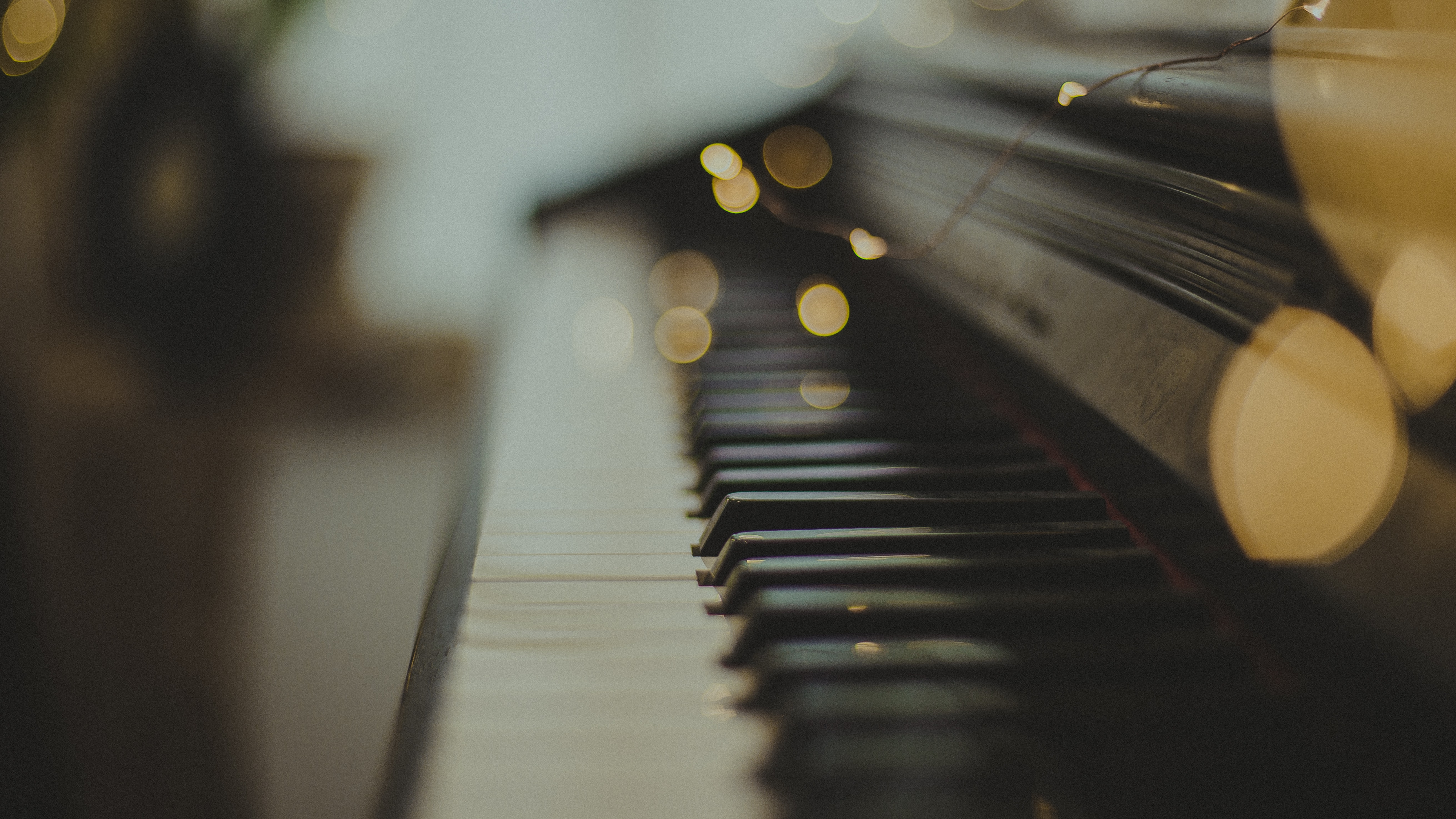 Мировые саундтреки при свечах: Simple Music Ensemble