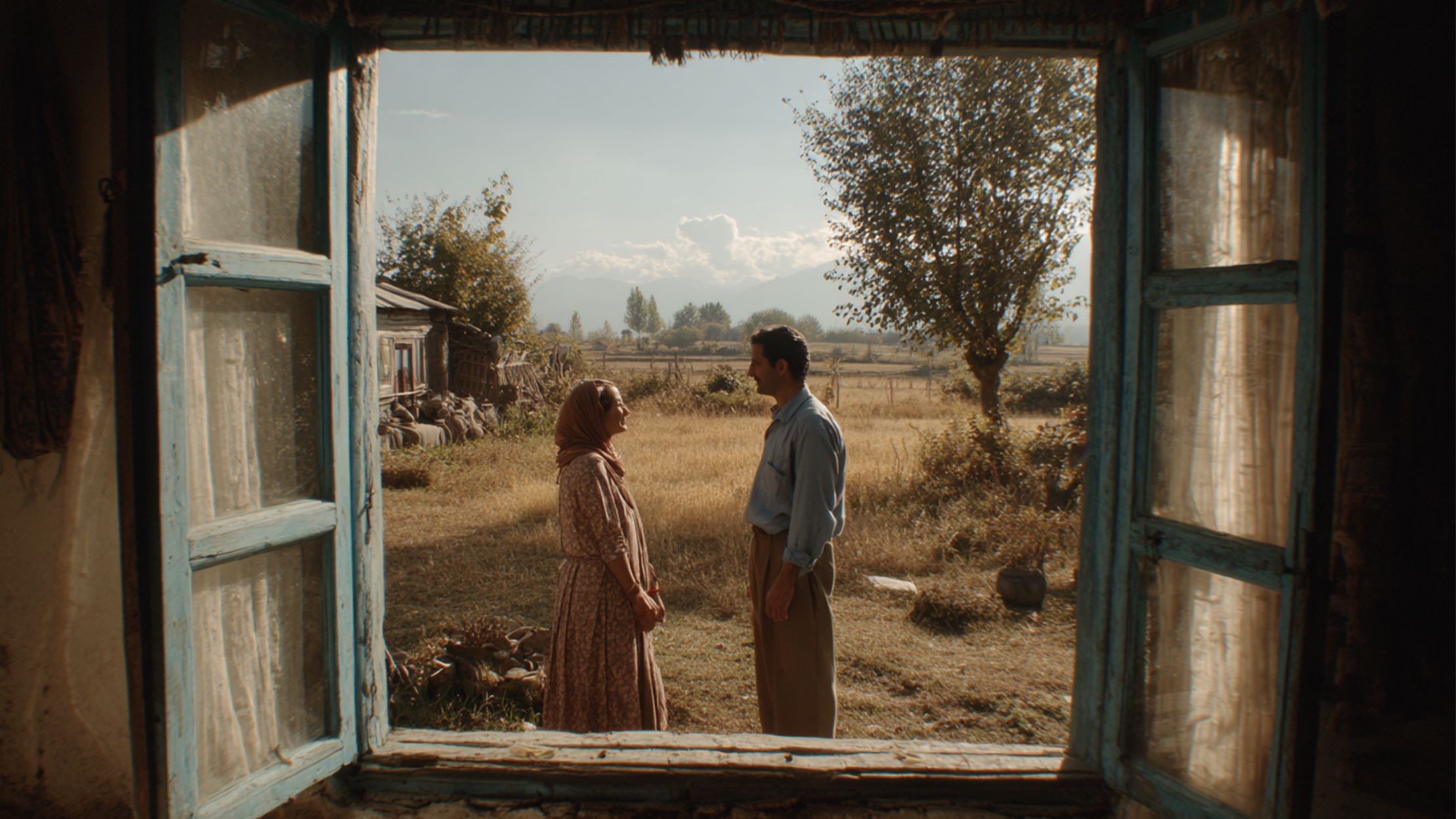 Дом окнами в поле