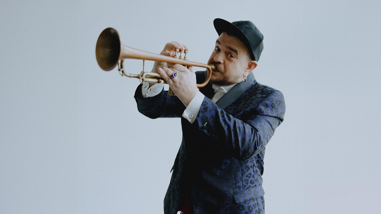 Вова Чё Морале: большой джаз в камерном звучании