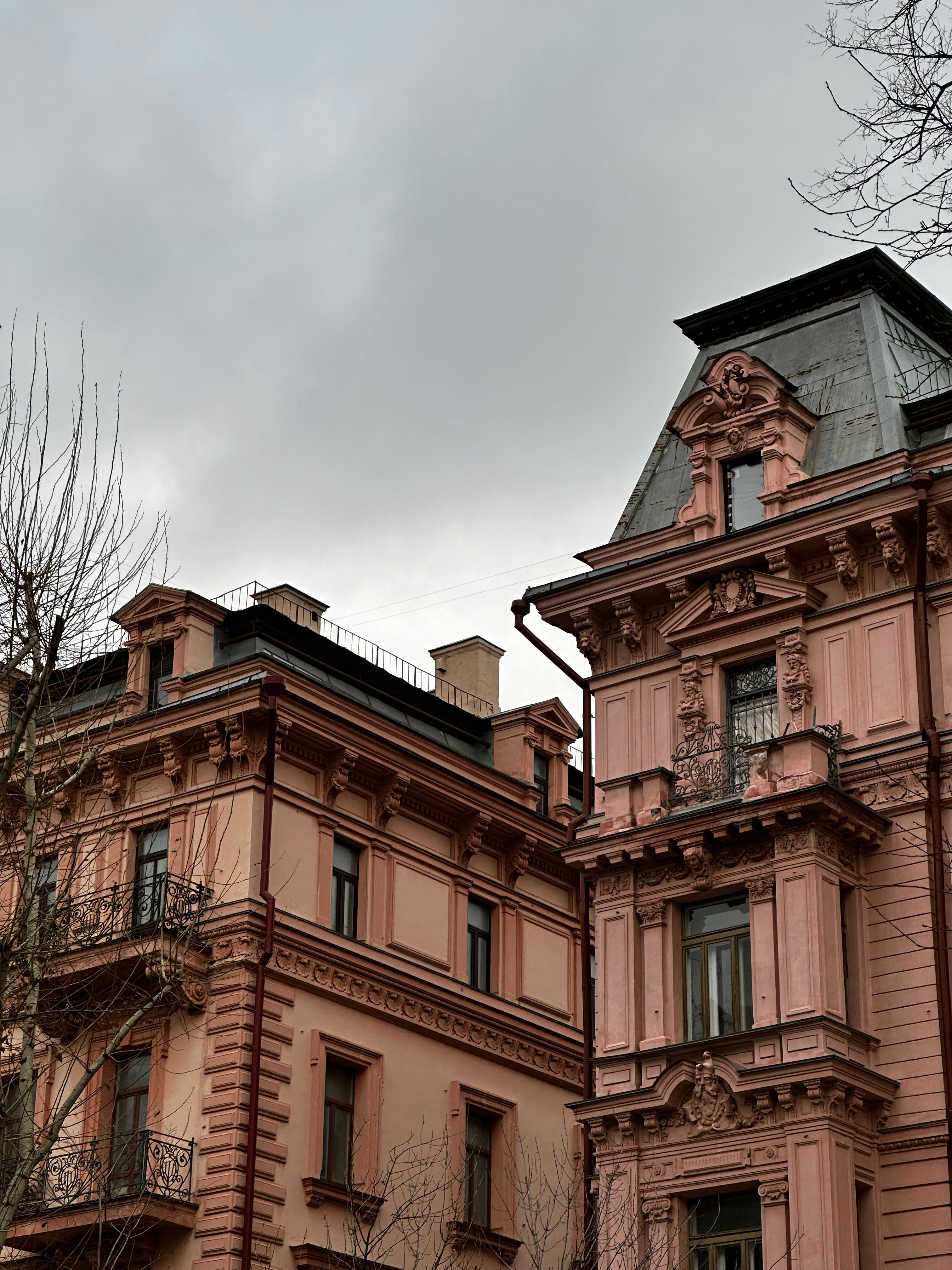 Экскурсия в особняк Пономарева-Арафелова: от княжеских палат до библиотечных залов